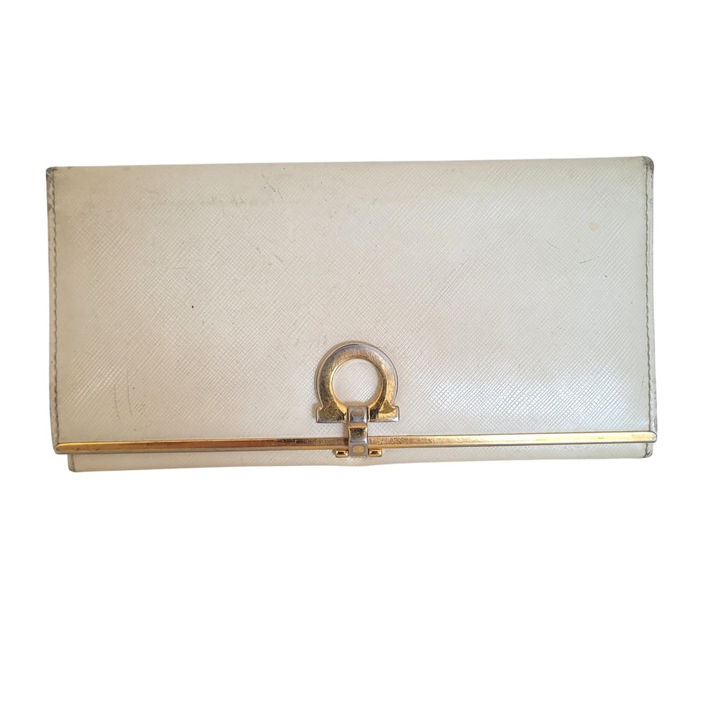 Salvatore Ferragamo Gancini‎ Long Wallet Cream Leather Turquoise Interior Italy